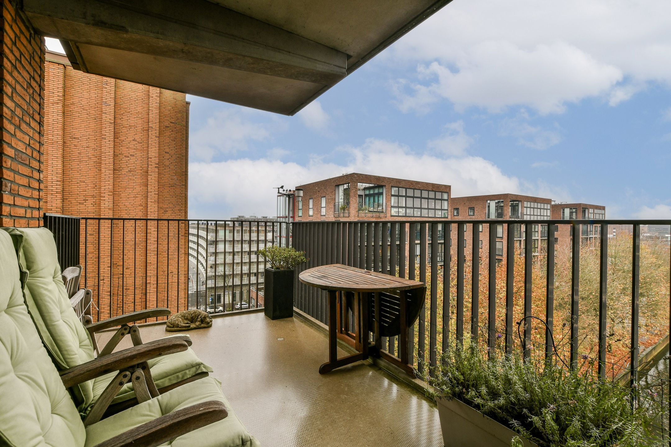 Foto 18 van Pieter Oosterhuisstraat 38