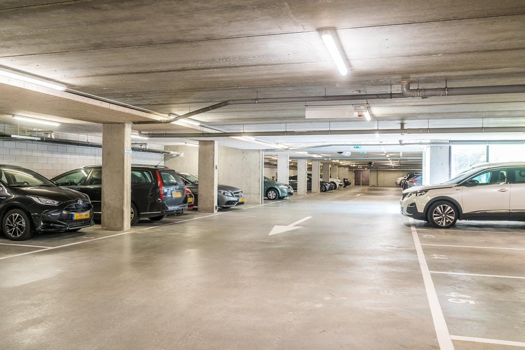 Foto 31 van Pieter Oosterhuisstraat 38