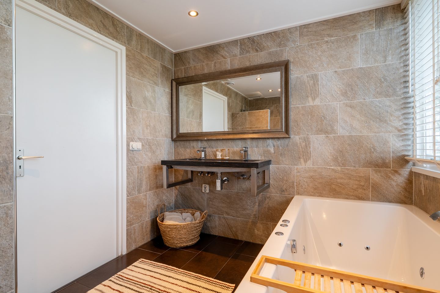 Foto 59 van Kampstraat 32