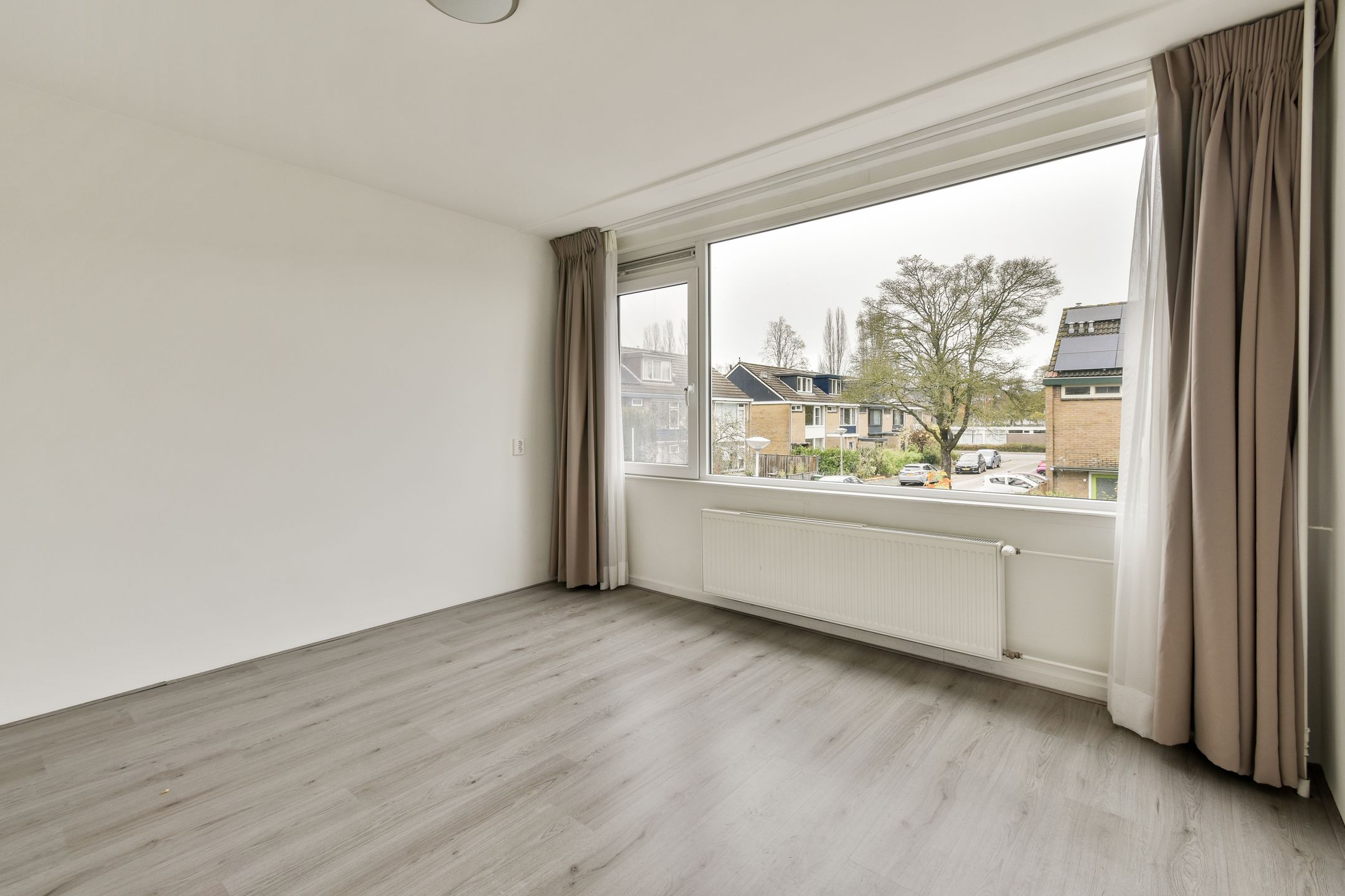 Foto 12 van Belle van Zuylenlaan 29