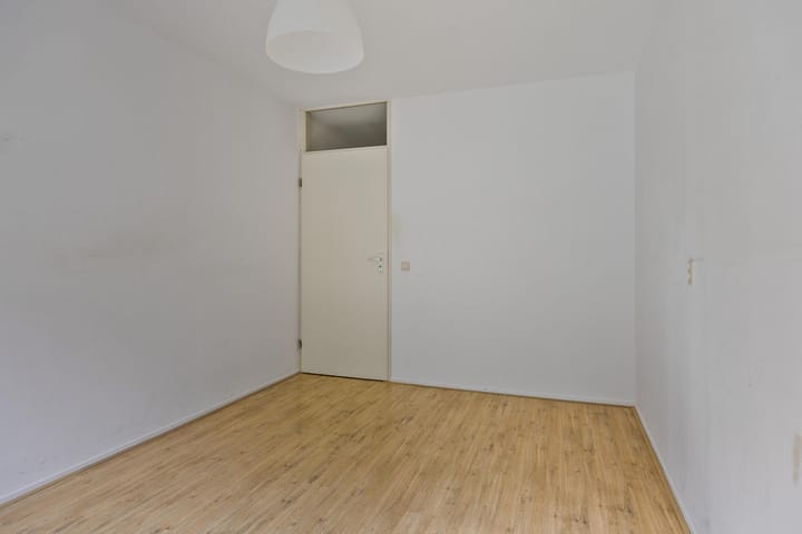 Photo 16 of Van Speykstraat 158