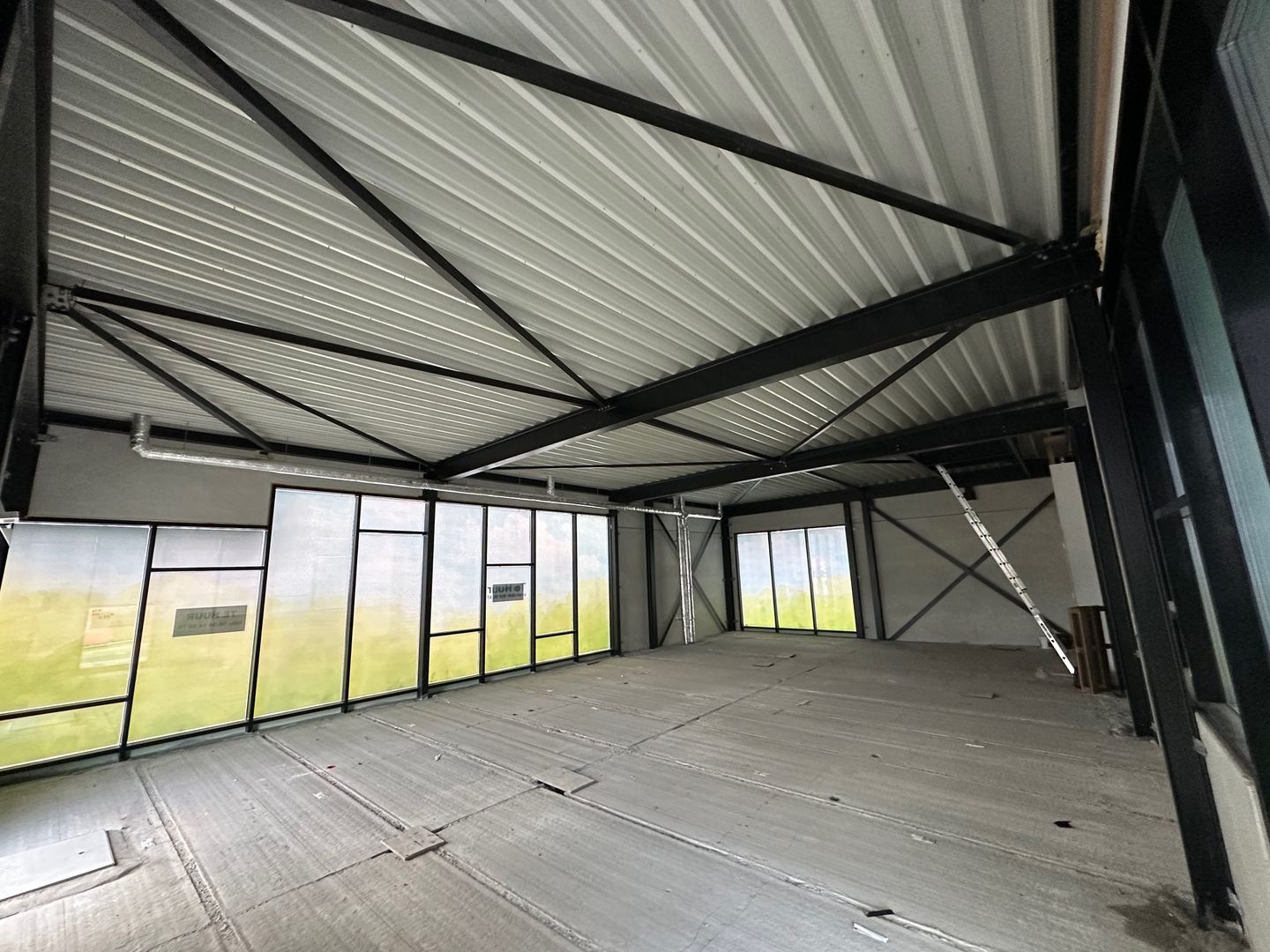 Bekijk foto 2 van Burgemeester Grollemanweg 8