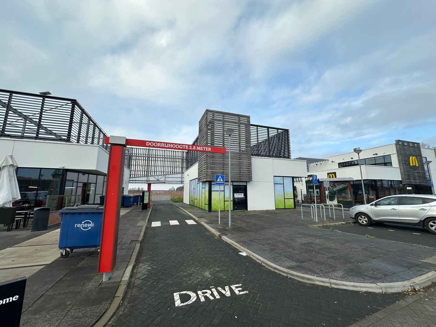 Bekijk foto 1 van Burgemeester Grollemanweg 8