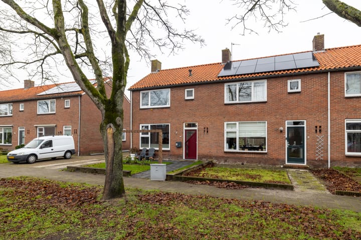 Foto 2 van Menno Simonszstraat 32