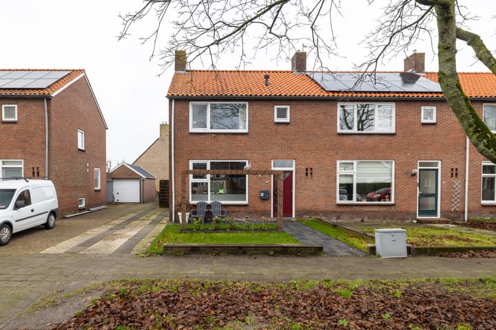 Foto 3 van Menno Simonszstraat 32