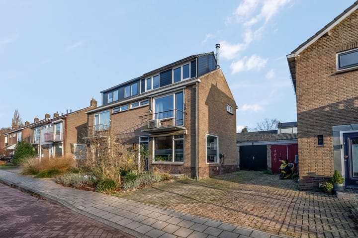 Photo 37 of Anjerstraat 4