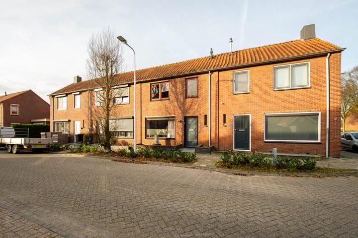 Foto 27 van Past van Roesselstraat 35