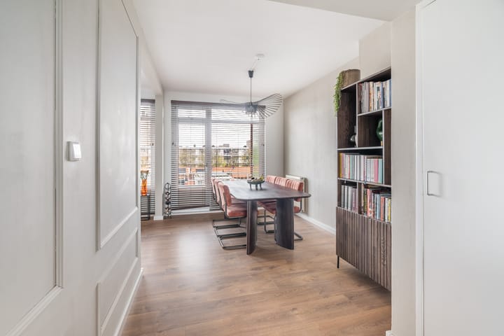 Photo 6 of Veenendaalkade 509