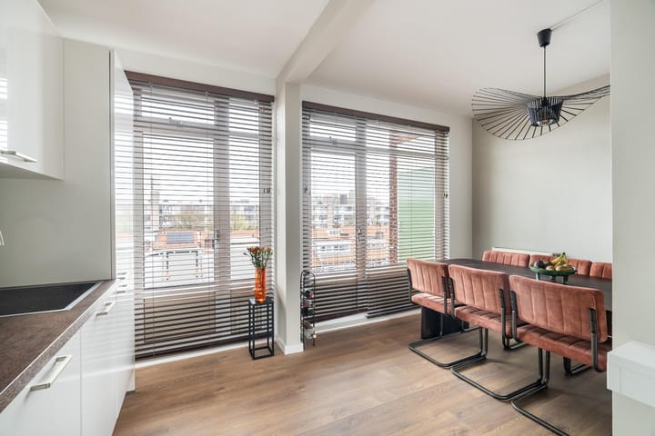 Photo 7 of Veenendaalkade 509