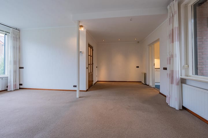 Foto 6 van Trompstraat 22