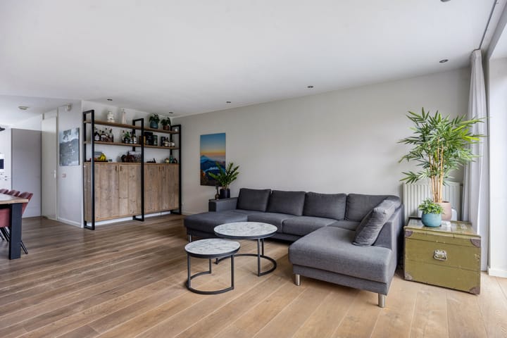 Foto 4 van Vuursteen 6