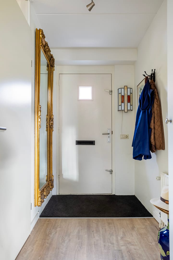 Photo 3 of Vosackers 35