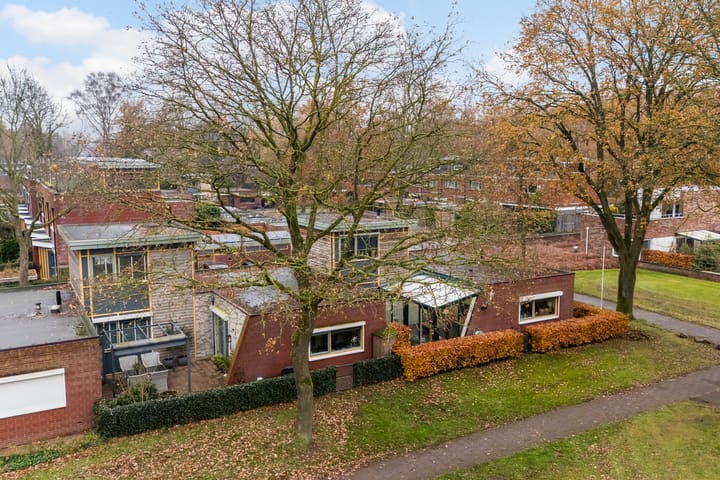 Photo 34 of Vosackers 35