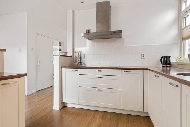 Foto 17 van Gouverneurstraat 21