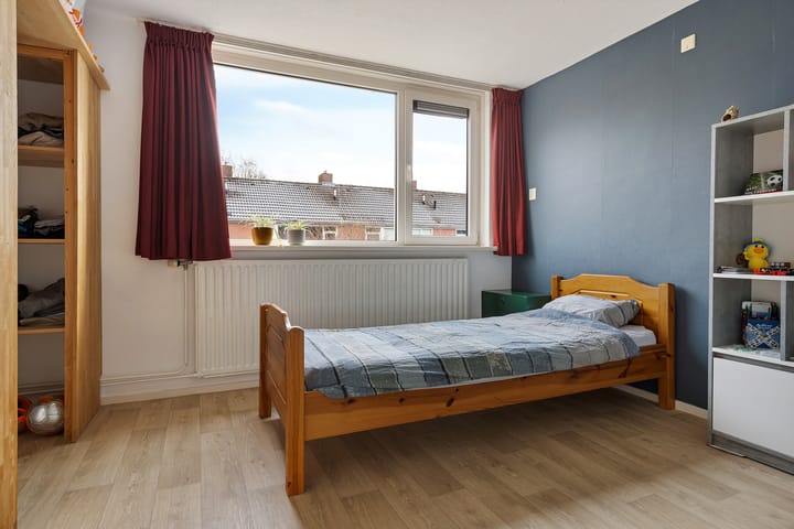 Foto 27 van Gouverneurstraat 21