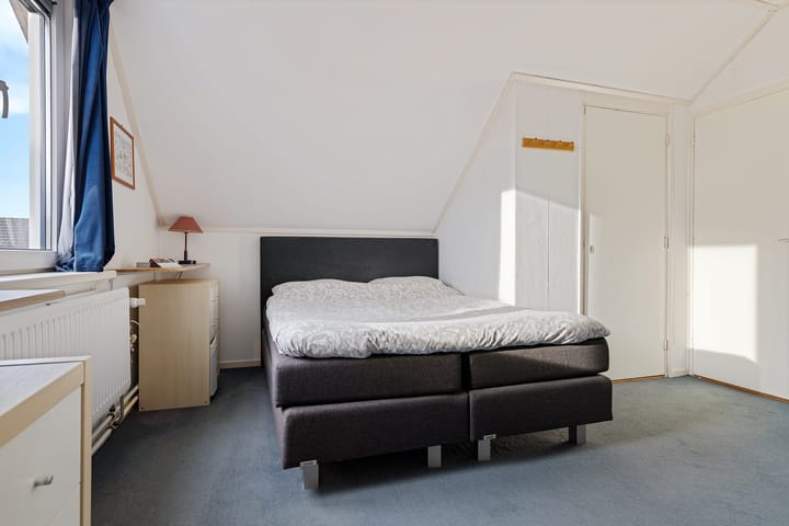 Foto 35 van Gouverneurstraat 21