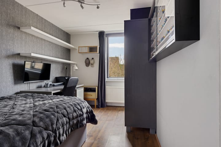 Foto 25 van De Tribune 10