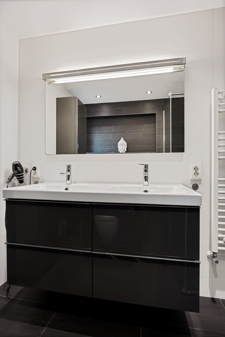 Foto 32 van De Tribune 10