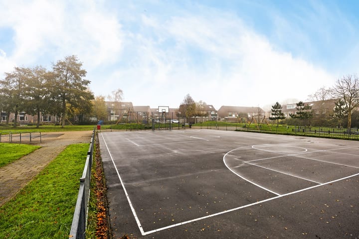 Foto 46 van De Tribune 10