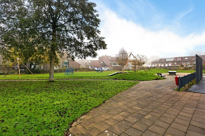 Foto 47 van De Tribune 10