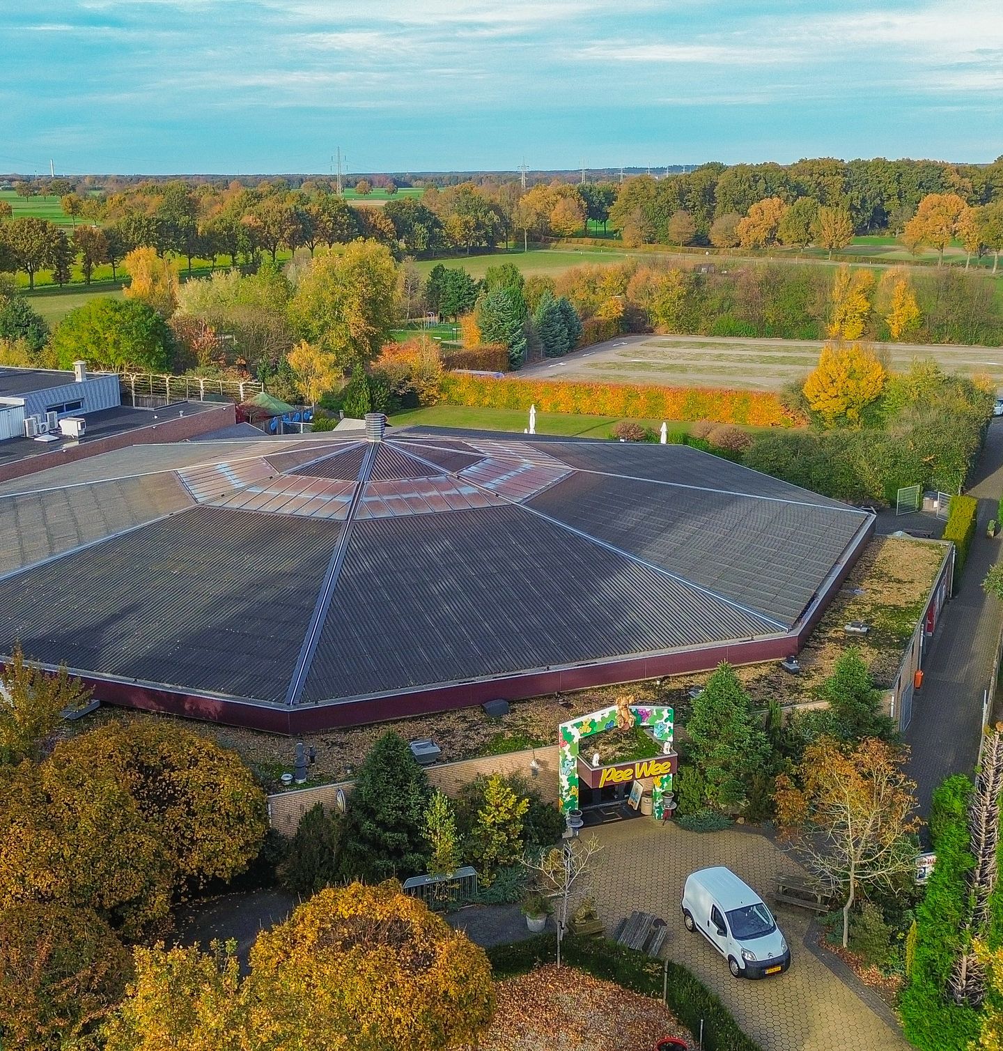 View photo 1 of Heinsbergerweg 65