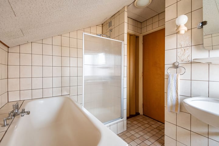 Photo 33 of Allee 52