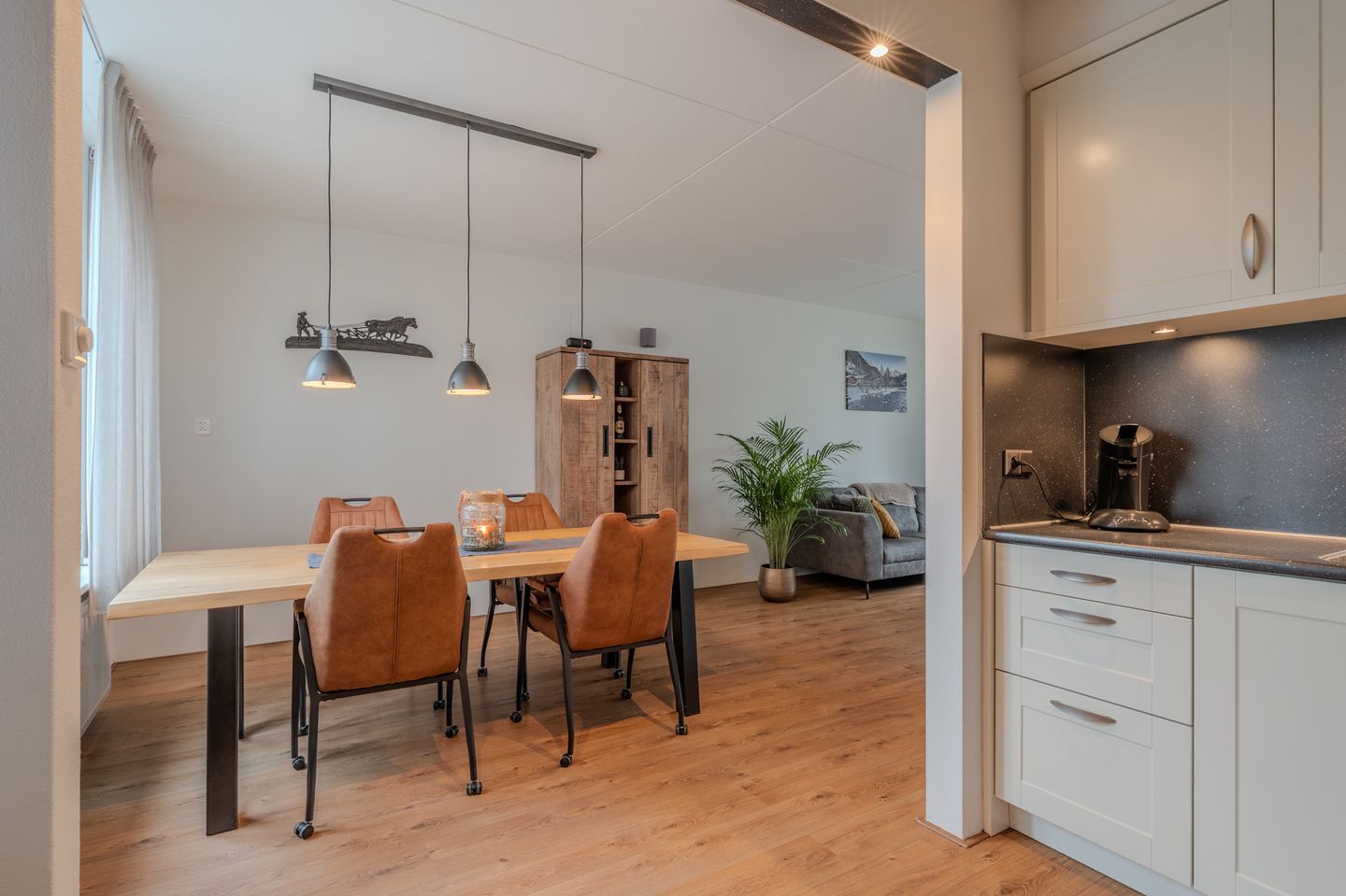 Foto 19 van Mezenlaan 10