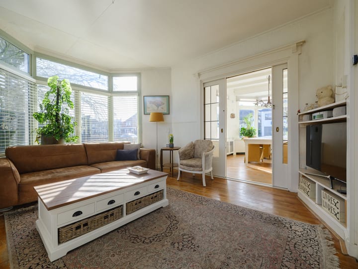 Photo 12 of Burgemeester Wuiteweg 53