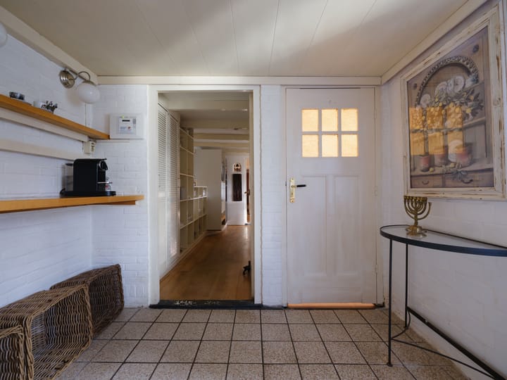 Photo 22 of Burgemeester Wuiteweg 53