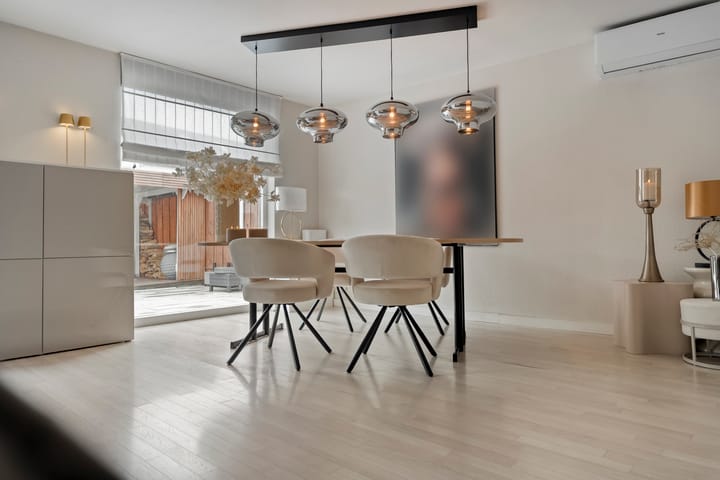 Photo 18 of Julie de Graaglaan 39