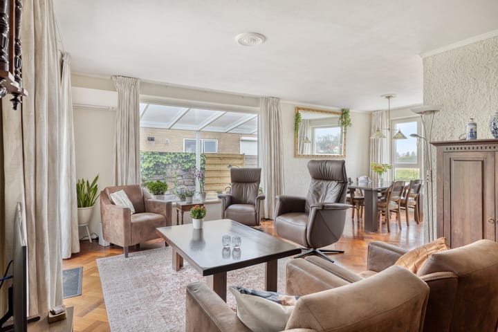 Foto 2 van Bloemendaal 1