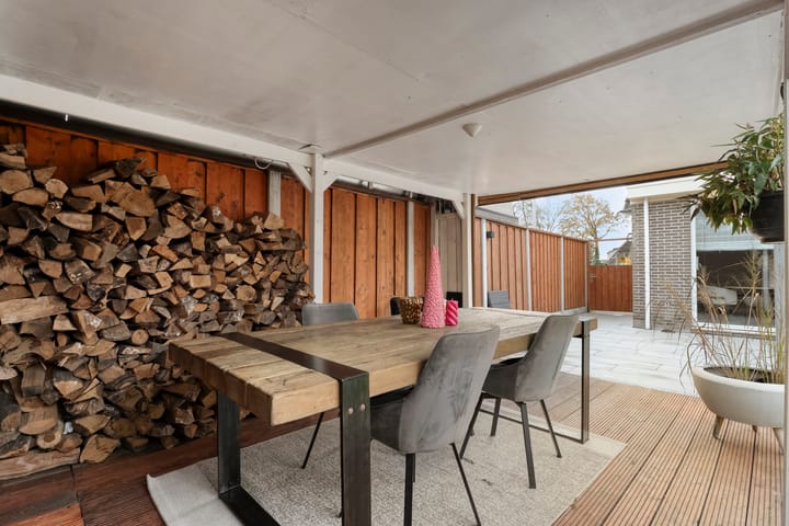 Photo 37 of Julie de Graaglaan 39