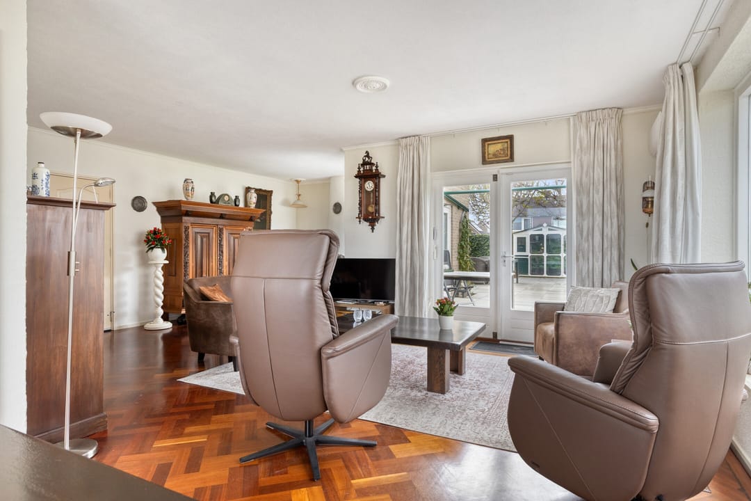 Photo 11 of Bloemendaal 1