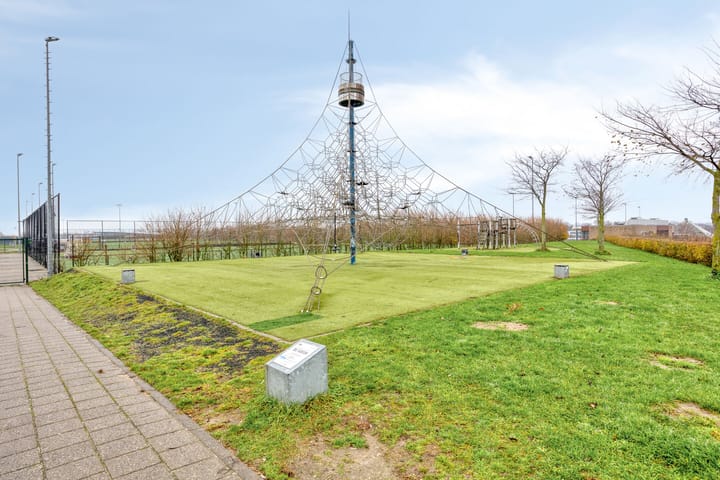 Photo 48 of Noordmanshof 64