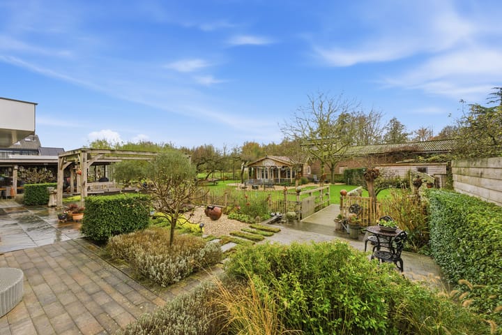 Photo 4 of Noord en Landzigt 9