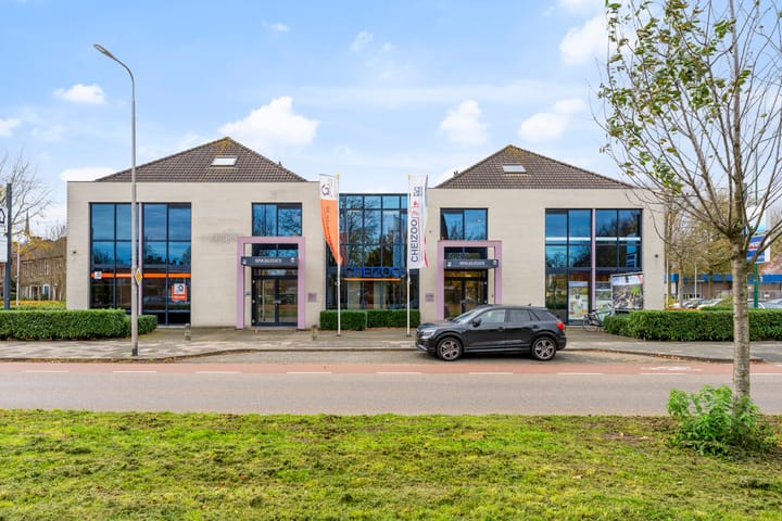 Hertogin Johannasingel 36, Oss