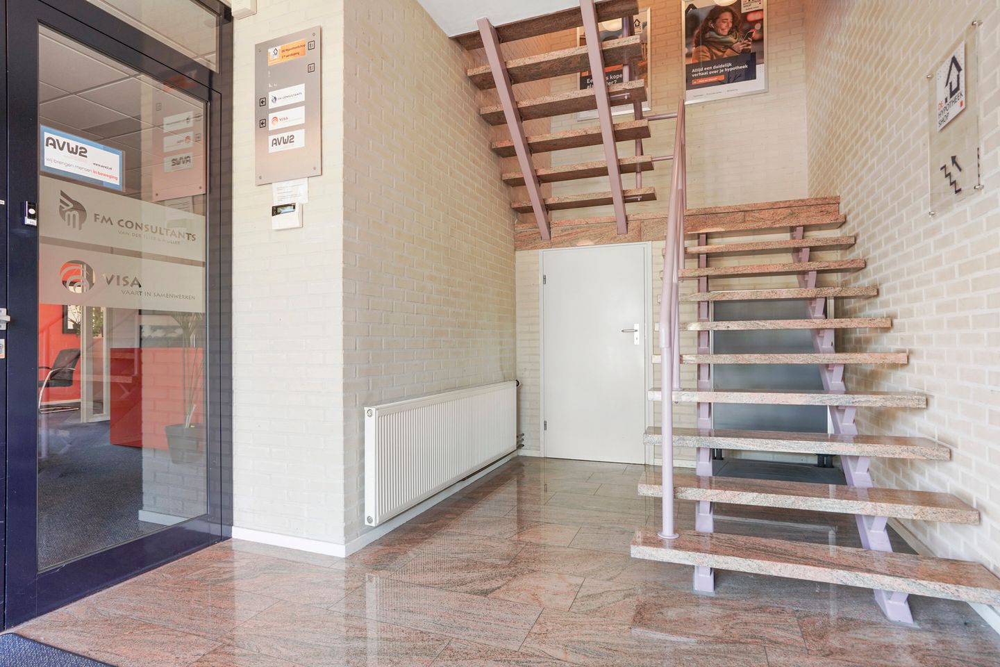 View photo 4 of Hertogin Johannasingel 36