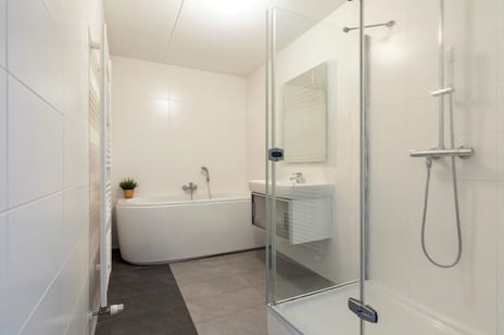 Spoorbrughof 2 tertiary image