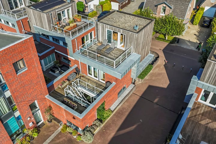 Photo 32 of Spoorbrughof 2