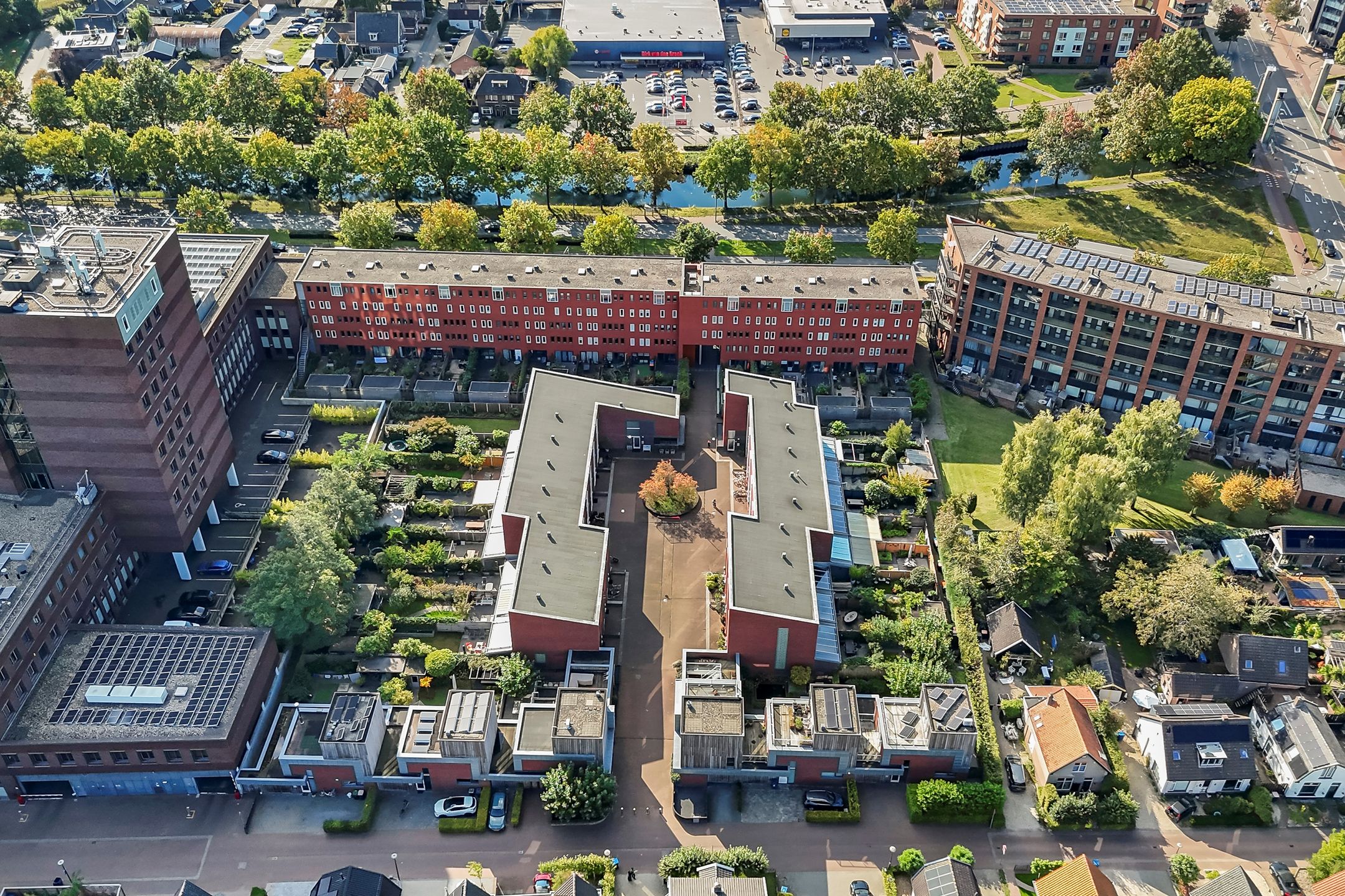 Foto 33 van Spoorbrughof 2