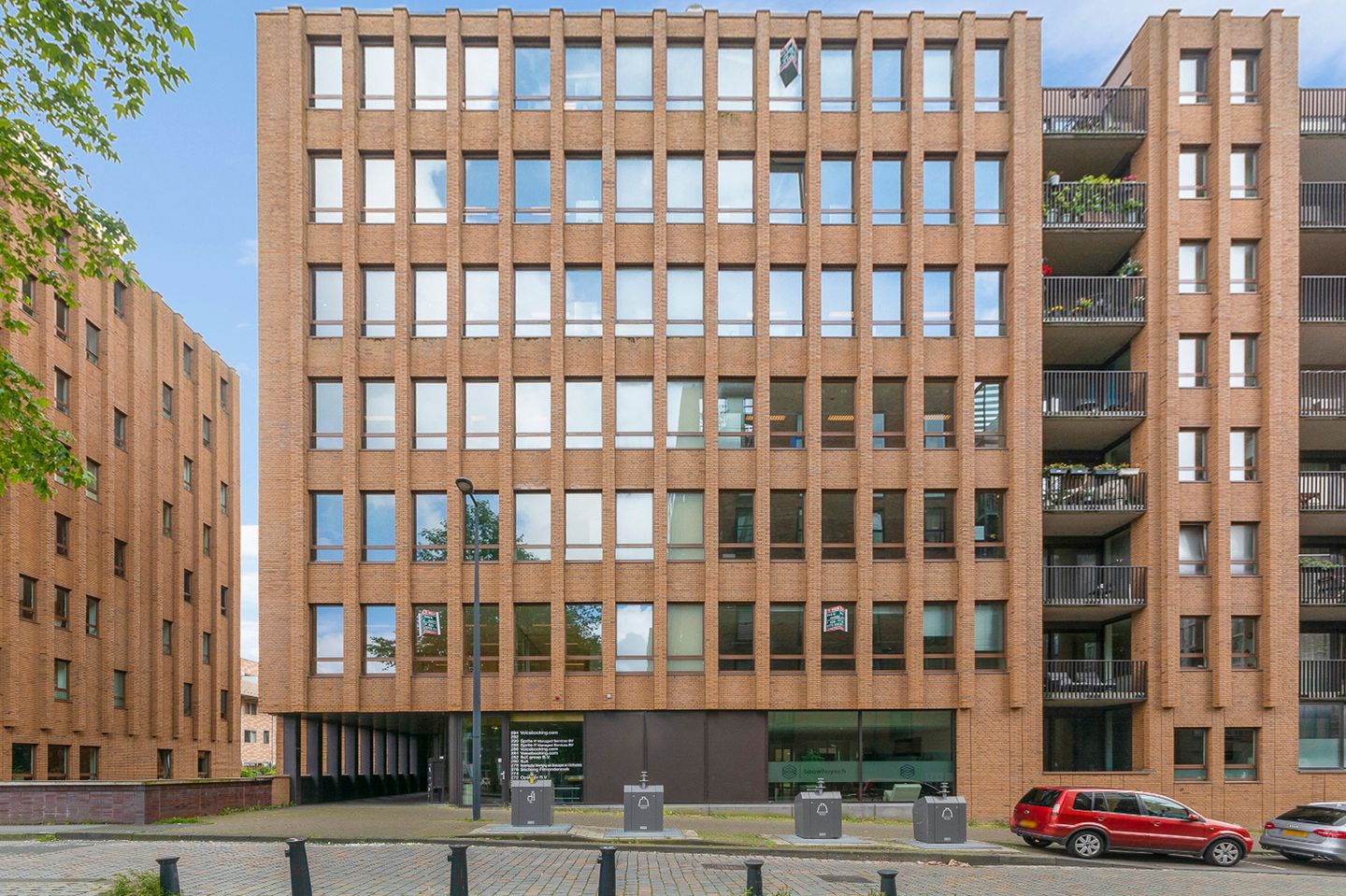 View photo 1 of Krijn Taconiskade 288