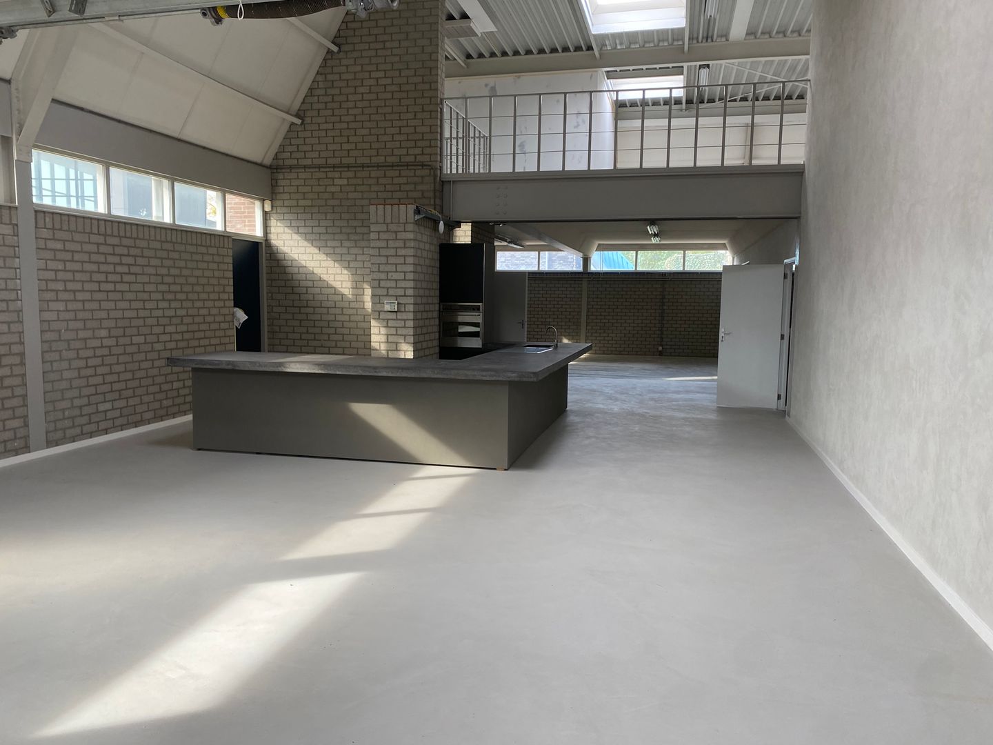 View photo 4 of Burgemeester Hobusstraat 39