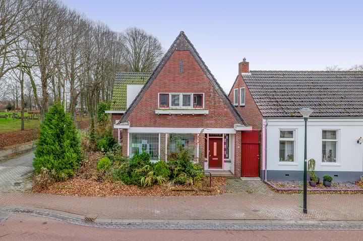 Photo 41 of Hoofdweg 164