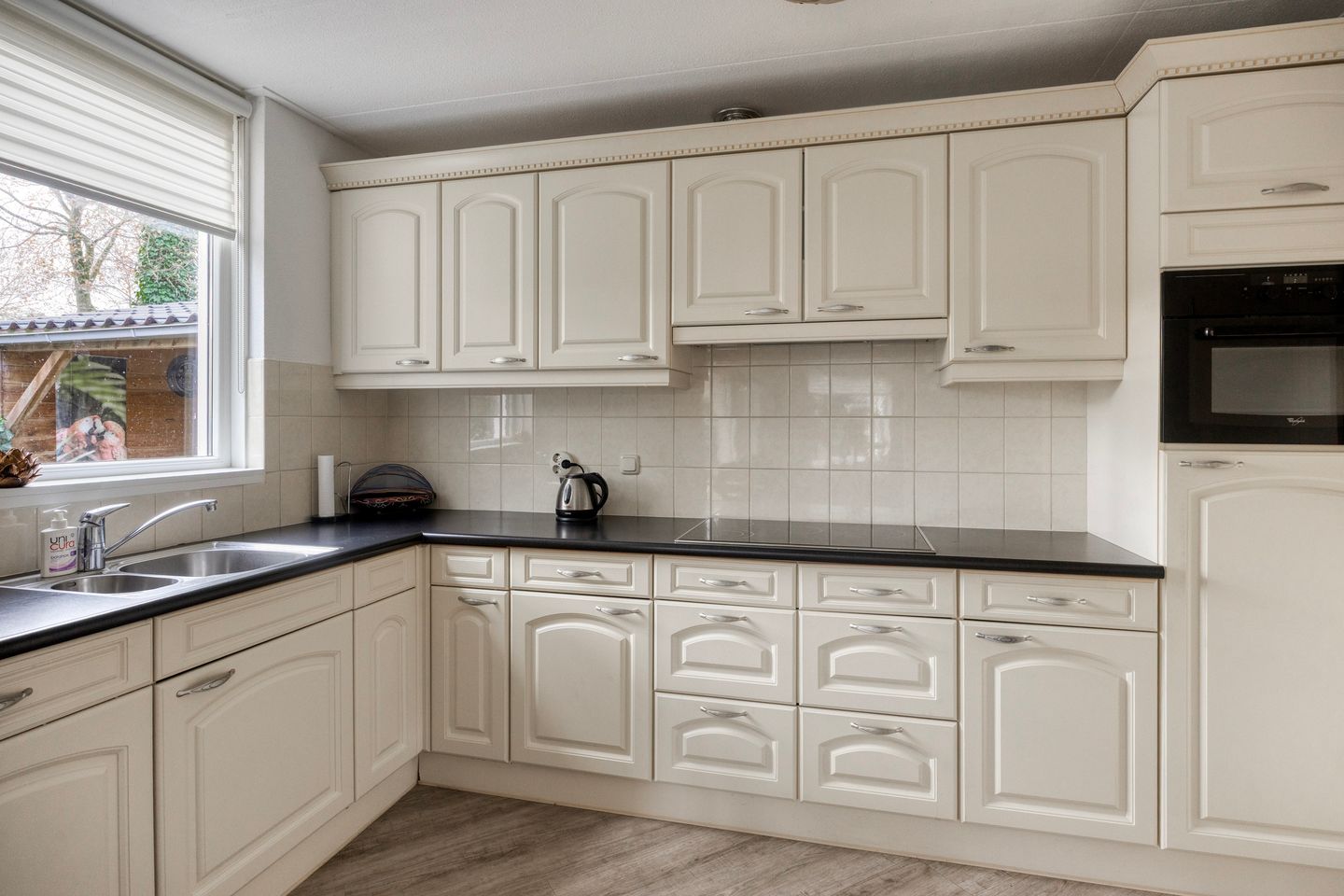 Foto 10 van Van Apeldoornshof 25