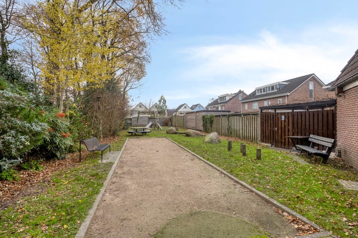 Photo 38 of Van Apeldoornshof 25