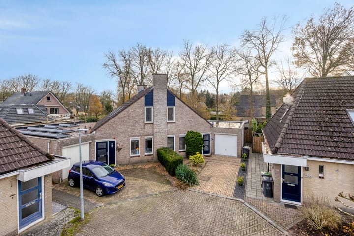 Photo 42 of Van Apeldoornshof 25