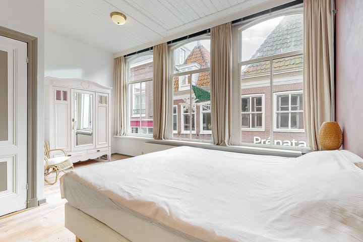 Photo 19 of Nieuwsteeg 31