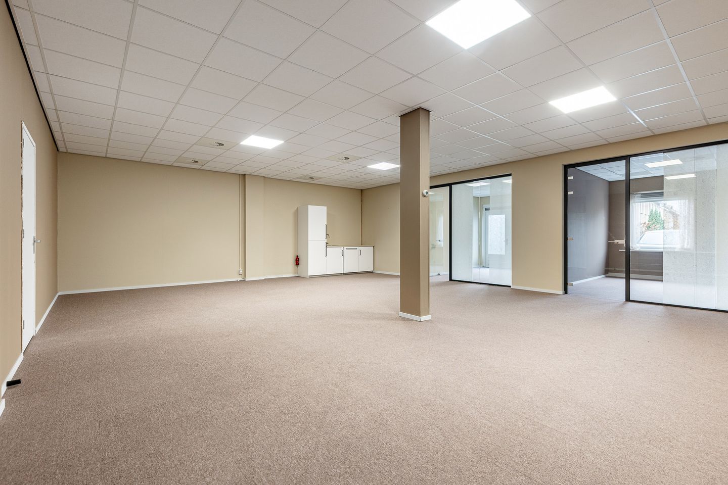 View photo 4 of Goossensstraat 24