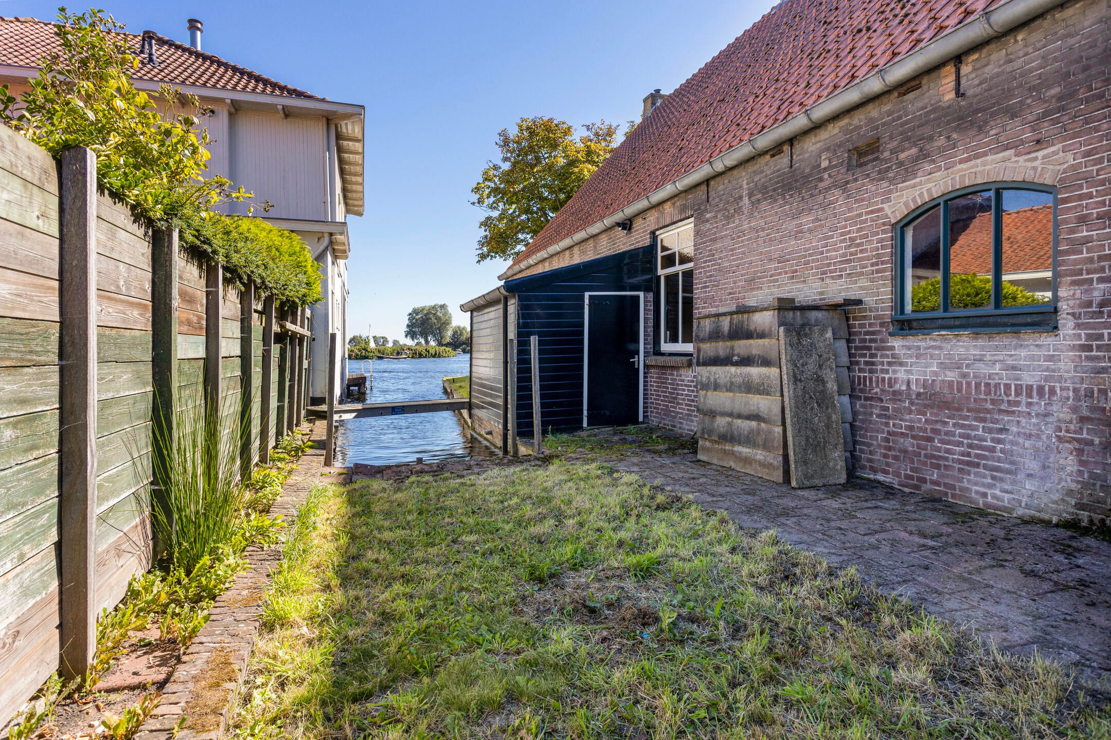 Photo 36 of Dorpsstraat 87