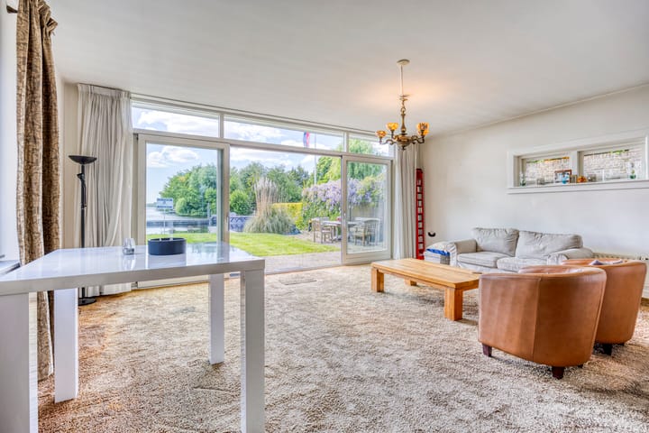 Foto 6 van Julianalaan 38